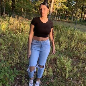 Meet your Posher, Assata